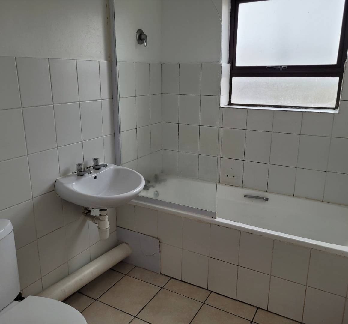 2 Bedroom Property for Sale in Parow West Western Cape